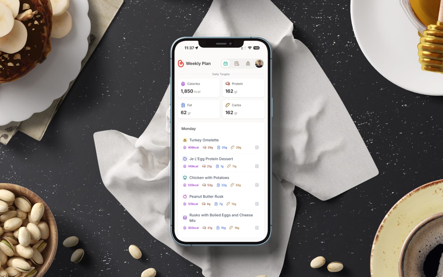 Brefast meal planning app showing weekly plan with daily macro targets